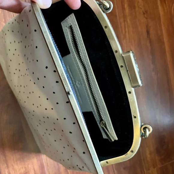 Tammy and Benjamin Leather Clasp Bag (Over the Shoulder or Clutch) - Picture 6 of 8